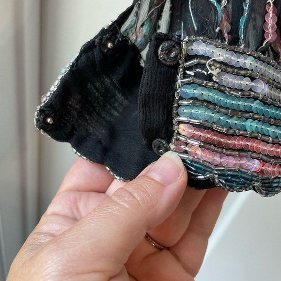 Judith Ann Vintage Silk and Sequin Top Size Medium - Picture 6 of 10